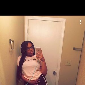 Meet your Posher, Sa’mya